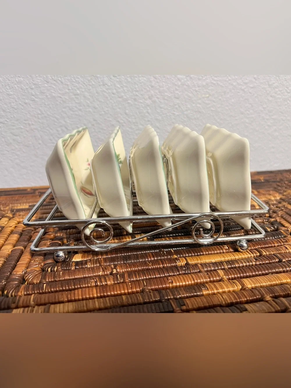 Blue House Fancy Pop Fruits ceramic Saucer Dish set of 5 with silver rack